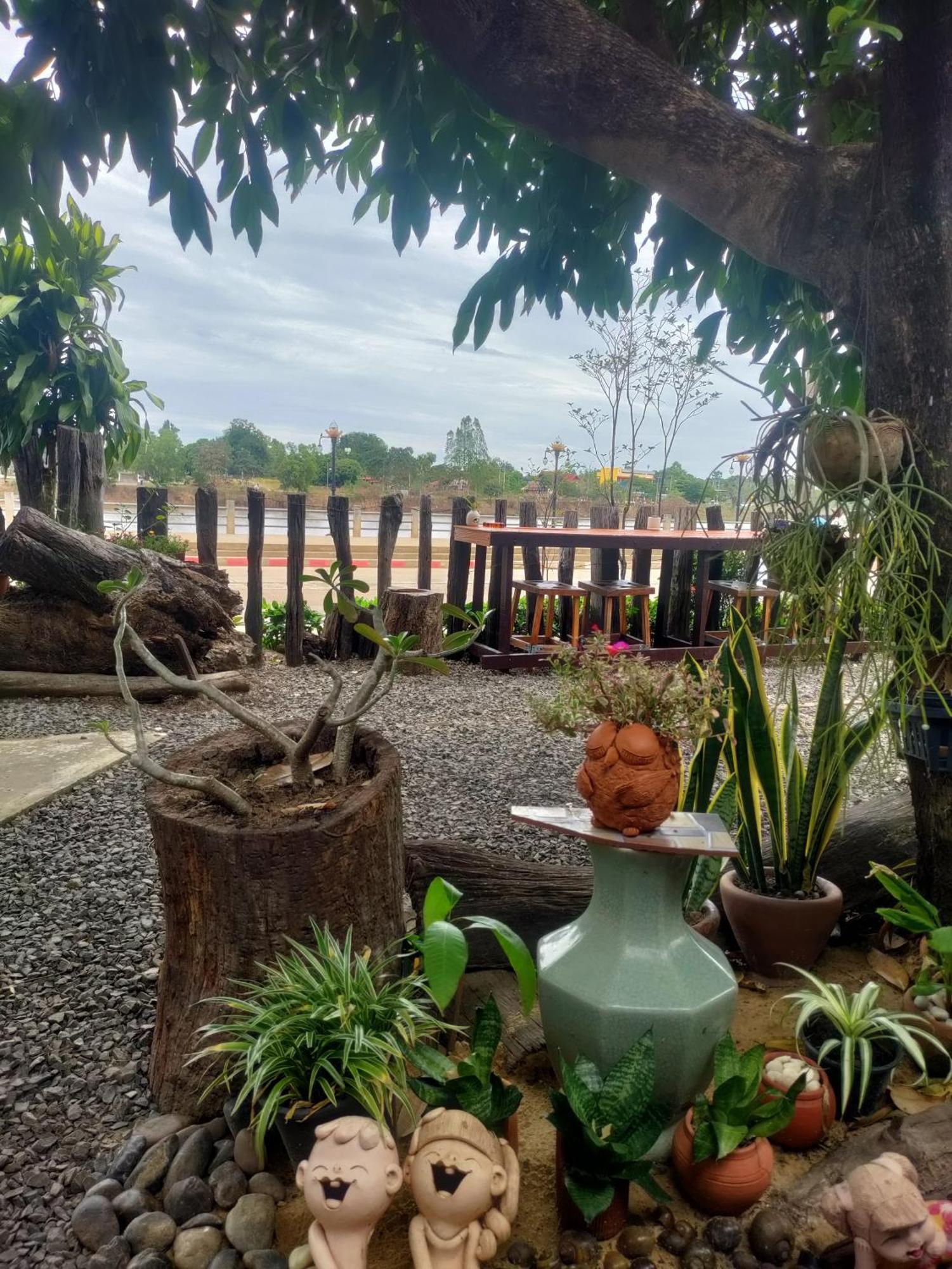 Rim Than View Resort Ubon Ratchathani Exterior foto